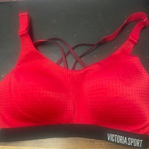 Red Victoria Secret Sprts Bra